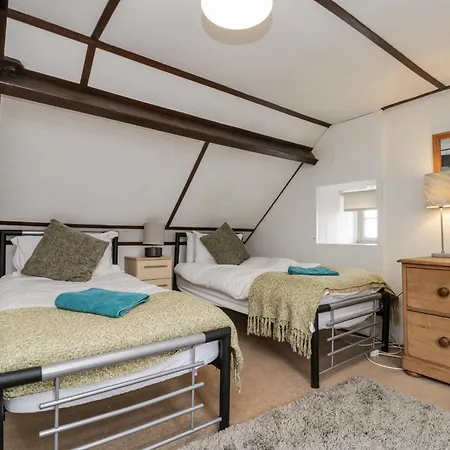 Shelstone * 惠特比